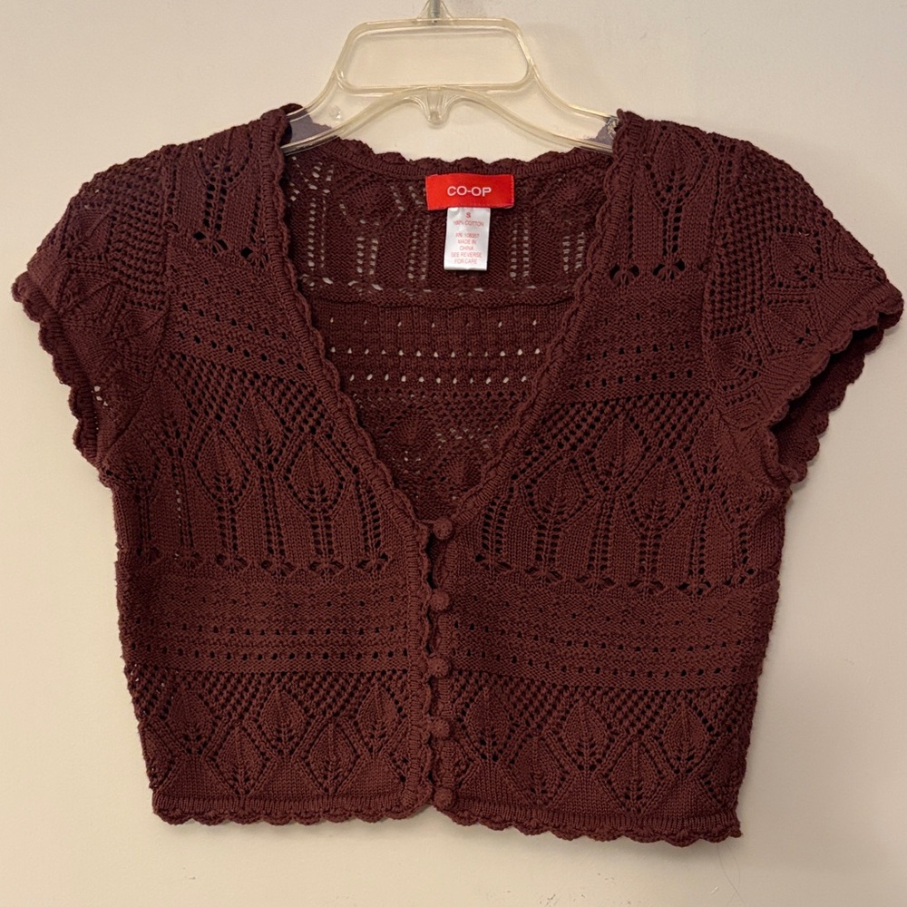 CO-OP Maroon Crochet Knit Cropped Button‎ Down V-neck Cardigan, size small